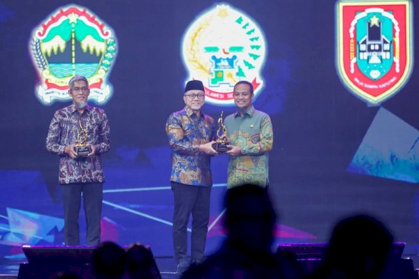 Sulsel Terima Penghargaan Daerah Peduli Ketahanan Pangan, Bukti Komitmen Bangun Kedaulatan Pangan Daerah