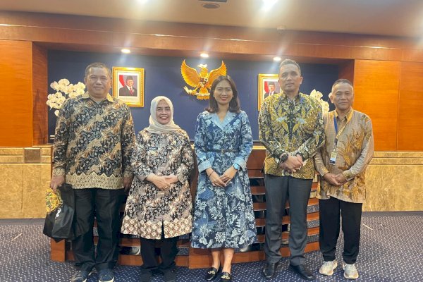 Bupati Ratnawati Temui Wamenparekraf RI, Bahas Pengembangan Destinasi Wisata