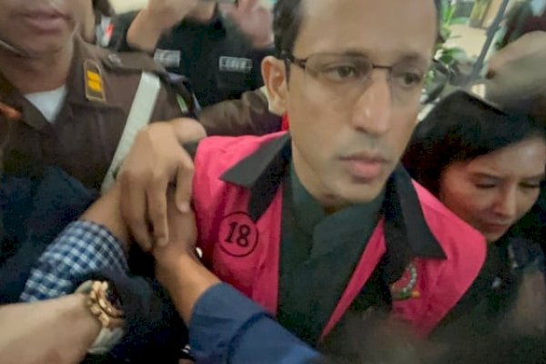Mendadak Sakit, Tersangka Nadiem Makarim Dilarikan ke RS