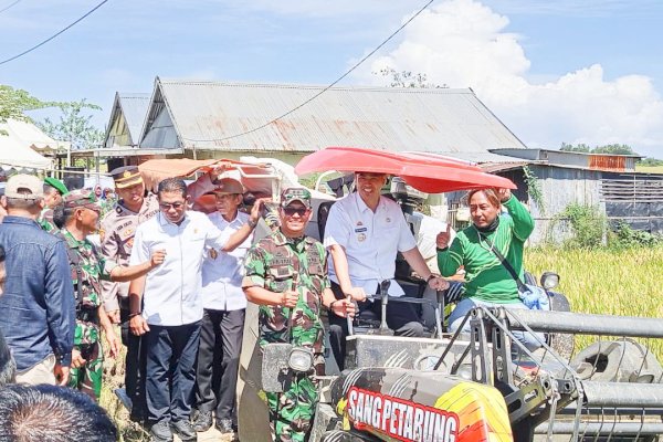 Sambut Musim Hujan, Bupati Pangkep Yusran Lalogau Ajak Penyuluh dan Petani Persiapkan Pupuk Kompos