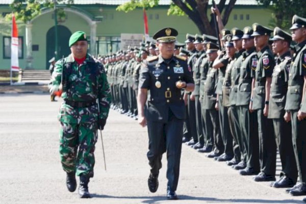 Pangdam XIV/Hasanuddin Pimpin Upacara Penutupan Dikmaba TNI AD TA 2025 di Pakatto