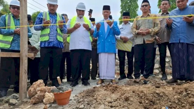 Bupati Chaidir Syam Hadiri Rehab Kantor Kemenag Maros, Target Rampung Akhir Tahun-Pelayanan Tetap Jalan