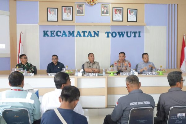 Tuntaskan Dampak Kebocoran Pipa, Bupati Ibas Pimpin Rakor Bersama PTVI