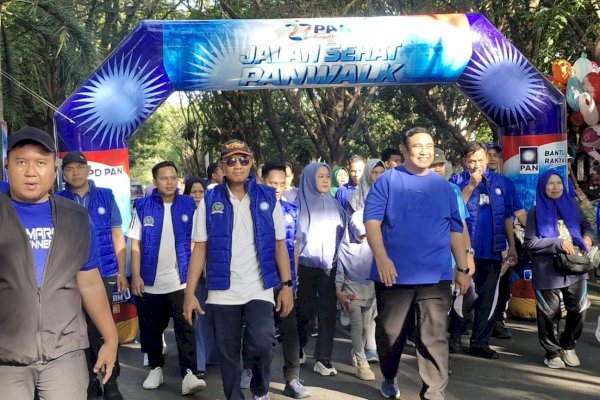 27 Pengemudi Ojol Maros Dapat Bantuan di Jalan Sehat PANWalk