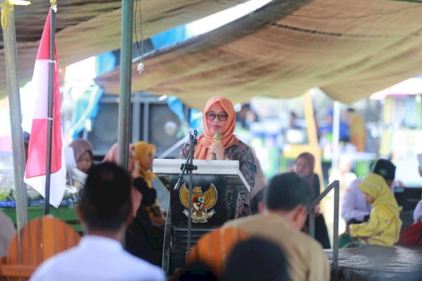 Wabup Lutim Puspawati Apresiasi Semangat Kebersamaan Warga Desa Mulyasri di Usia ke-86