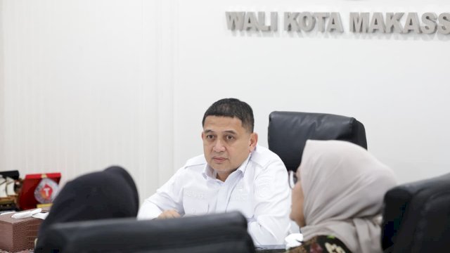 Wali Kota Makassar, Munafri Arifuddin bersama Wakil Wali Kota Aliyah Mustika Ilham menerima audiensi dari Direktur Pelayanan BPJS Ketenagakerjaan Pusat, Roswita Nilakurnia.
