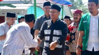 Di Hadapan Ribuan Masyarakat, Bupati Lutim Ibas Janjikan Perbaikan Permanen Asrama Ponpes