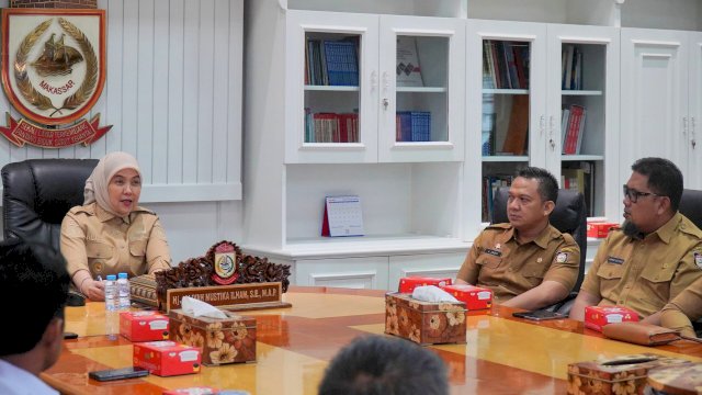 Wakil Wali Kota Makassar, Aliyah Mustika Ilham, memimpin langsung rapat koordinasi persiapan pelaksanaan Maulid Pesisir 2025.