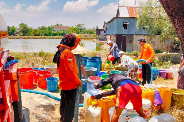 Kekeringan Meluas, Pemkab Maros Kirim 800 Ribu Liter Air Bersih