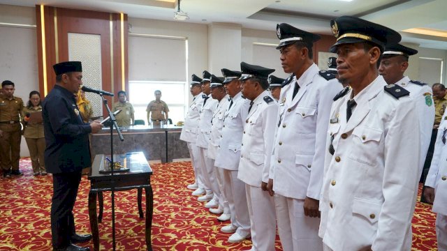 Kukuhkan 14 Kepala Desa, Bupati Lutim Ibas: Jadi Pelayan Terbaik Masyarakat!