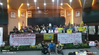 DPRD Barru Terima Empat Point Tuntutan Demonstran