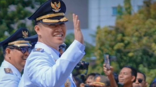 Lantik Pejabat Pemkab Pangkep, Bupati Yusran Lalogau Ingatkan Pimpinan OPD:&nbsp;Harus Tegas, Jangan Lindungi Pegawai Malas!