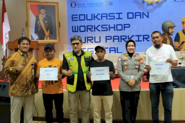 Jukir Makassar Antusias Sambut Pelatihan Digital, Siap Layani Parkir Non-Tunai