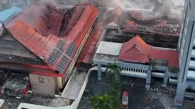 Kondisi Kantor DPRD Sulsel Pasca Kebakaran.