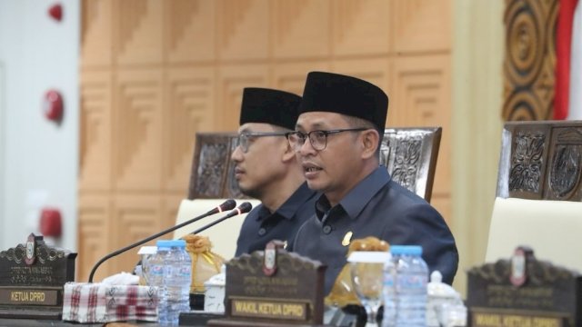 Ketua DPRD Makassar Supratman.