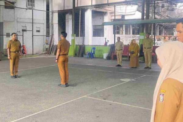 Gelar Apel usai Kantor DPRD Makassar Terbakar, Sekretariat Tegaskan Komitmen Pelayanan ke Masyarakat