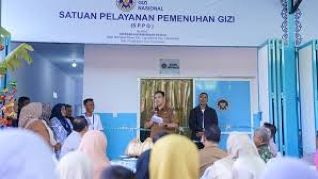 Bupati Pangkep Yusran Lalogau Resmikan Dapur Makan Bergizi Gratis Keenam di Labakkang