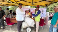 Pemkab Maros Peringati World Clean Up Day, Warga Tukar Sampah Dapat Beras dan Minyak