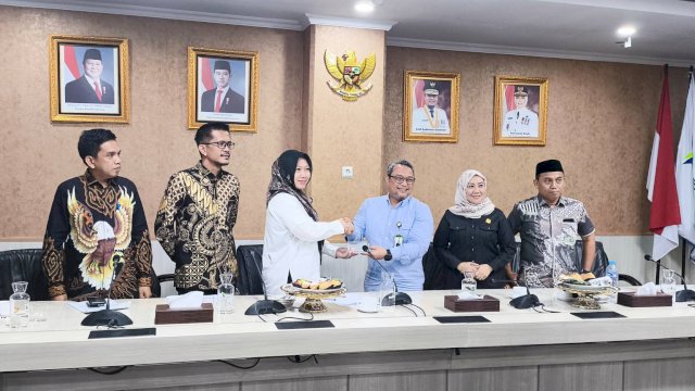 Panja DPRD Sulbar Kunker ke Kantor Pusat Bank Sulselbar, Bahas Ranperda Penyertaan Modal Daerah