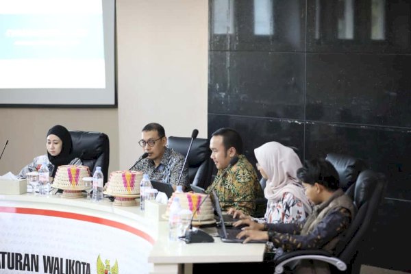 Sekda Zulkifly Sambut Evaluator KemenpanRB, Bahas Evaluasi AKIP 2025
