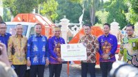 Bank Sulselbar Bone Serahkan Bantuan CSR Senilai Rp 1,1 Miliar