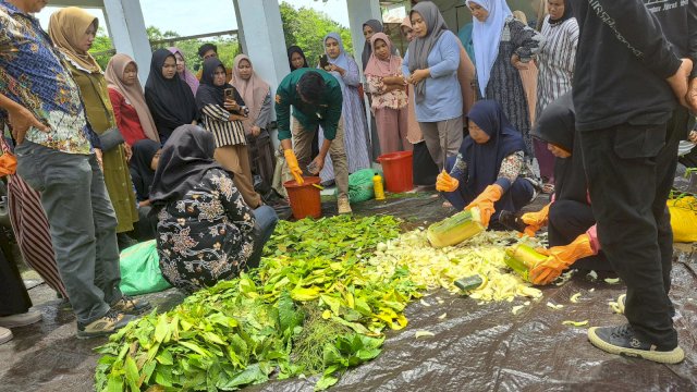 Pemkab Bone dengan dukungan dari CIFOR-ICRAF Indonesia dalam rangka memperkuat ketahanan pangan masyarakat.