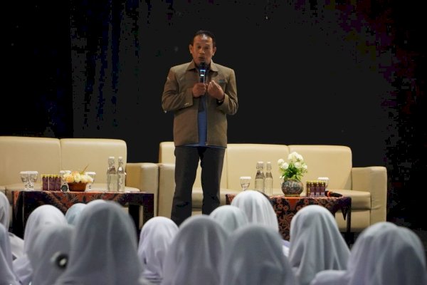 SMA Islam Athirah Bangun Semangat Berprestasi Lewat Sharing Alumni dan Edufair 2025