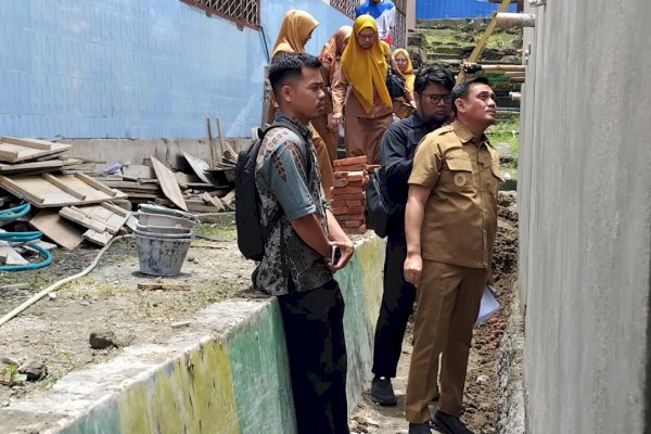 Cek Kualitas Pengerjaan, Wawali Parepare Hermanto Sidak Proyek Sekolah