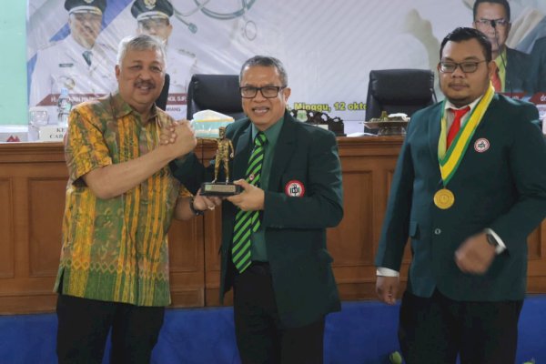 Bupati Pinrang Tekankan Pelayanan Kesehatan Harus Utamakan Kemanusiaan