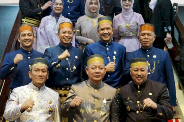 Bupati Ibas dan Ketua TP-PKK Lutim Hadiri Peringatan Hari Jadi Sulsel ke 356