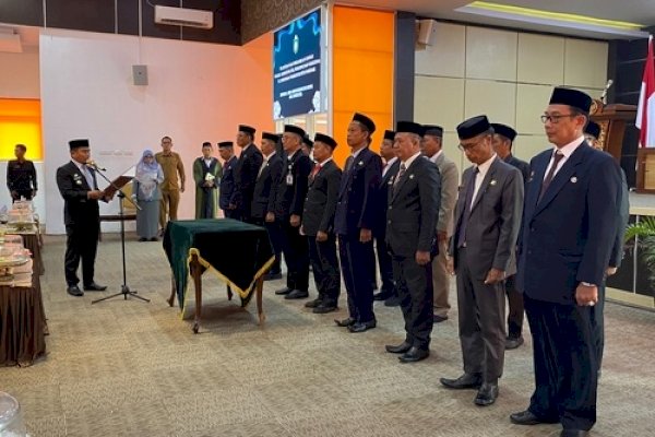 Pemkot Parepare Lantik Pejabat Baru, Tasming Hamid Tekankan Pelayanan dan Integritas