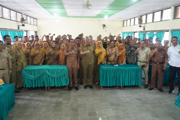 Irwan Hamid Dorong Guru Jadi Teladan dalam Membangun Akhlak dan Karakter Siswa