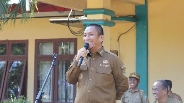 Bupati Ibas Dorong Siswa SMK Siap Kerja, Ungkap Rencana Bangun Universitas dan BLK di Lutim
