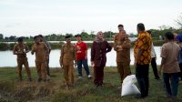 Rombongan Pandu Juara Belajar Langsung Budidaya dan Olah Bandeng di Gresik