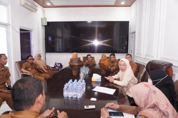 Ketua TP PKK Makassar Ajak Pemerintahan Kecamatan Makassar Proaktif Kelola Sampah