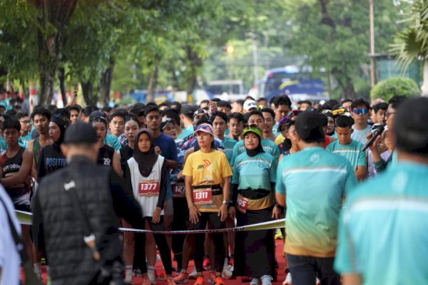 Antusiasme Tinggi! Ribuan Pelari Banjiri Event Bumi Batara Siang Run Pangkep