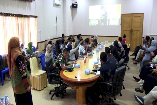 Dinkes Gelar Rakor Percepatan Penerbitan SLHS SPPG