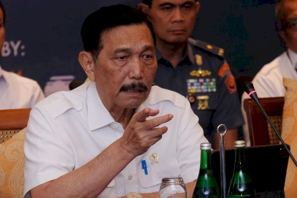 Luhut Minta Pemerintah Jangan Terlalu Diatur Organisasi Buruh soal Upah