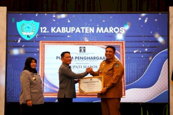 Pemkab Maros Raih Piagam Posbakum 100 Persen Pertama di Sulsel