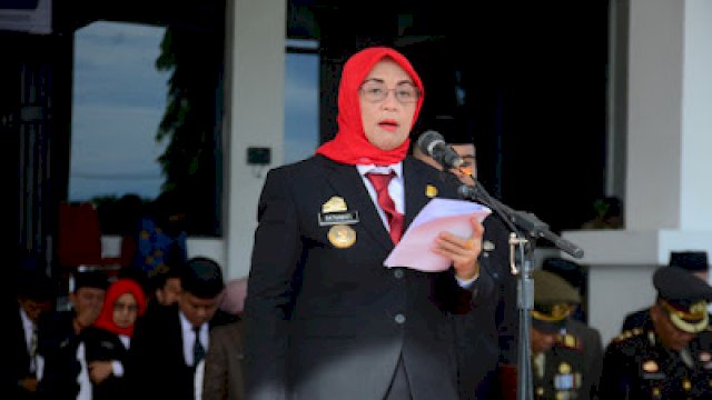 Bupati Ratnawati Ajak Warga Sinjai Teladani Pahlawan dan Wujudkan Generasi Sehat