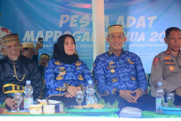Bupati-Wabup Sinjai Hadiri Puncak Pesta Adat Mappogau Hanua di Bongkong
