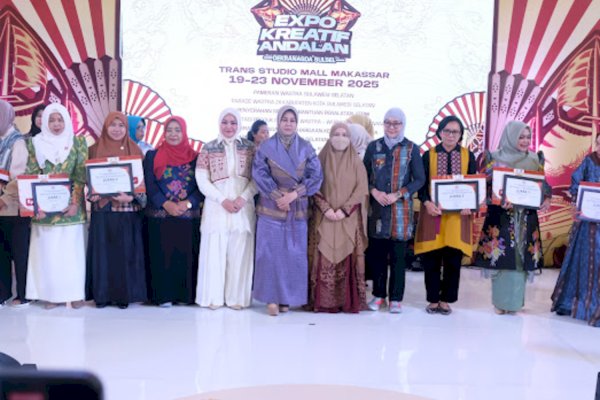 Wagub Sulsel Fatmawati Rusdi Tutup Expo Kreatif Andalan 2025, Sukses Gaet 16 Ribu Pengunjung