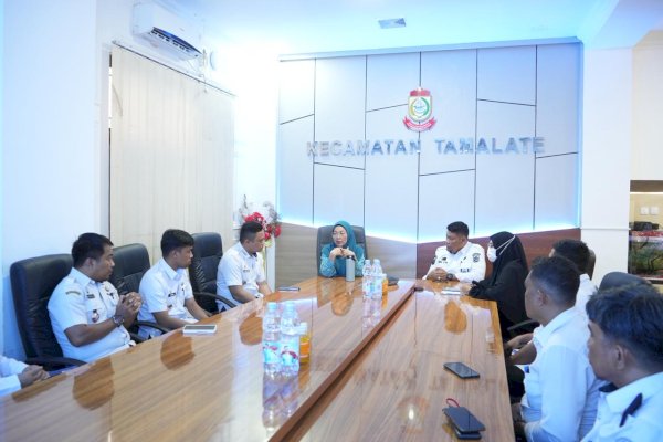 Menuju Kota Bersih dan Mandiri, Melinda Aksa Gaungkan Gerakan Kelola Sampah di Dua Kecamatan