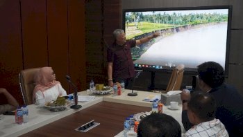 Bupati Irwan Harap Komisi B DPRD Sulsel Kawal Penanganan Abrasi di Wilayah Pertanian
