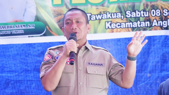 Hadiri Pesta Panen, Bupati Ibas Pastikan Pengairan Permanen Bagi Desa Tawakua