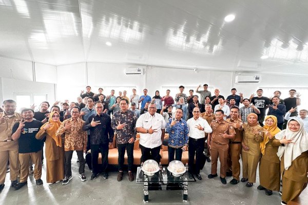 Dispar Makassar Fasilitasi Sertifikasi Profesi Fotografi untuk Pelaku Ekonomi Kreatif