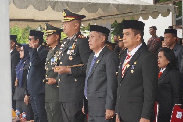 Hari Pahlawan 2025, Pemkab Pinrang Kobarkan Semangat Perjuangan di Tengah Guyuran Hujan