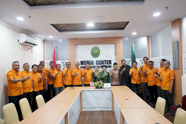 Ismail Pimpin KONI Makassar Silaturahmi ke PN Makassar: Perkuat Integritas Pembinaan Olahraga