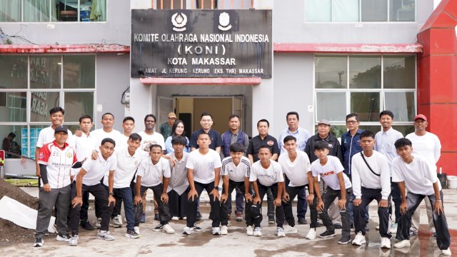 Pengurus KONI Kota Makassar resmi melepas atlet Hockey Kota Makassar.