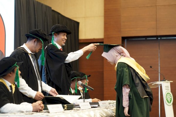 Wisuda 2025, Kalla Institute Tegaskan Komitmen Lahirkan Lulusan Adaptif dan Berkarakter